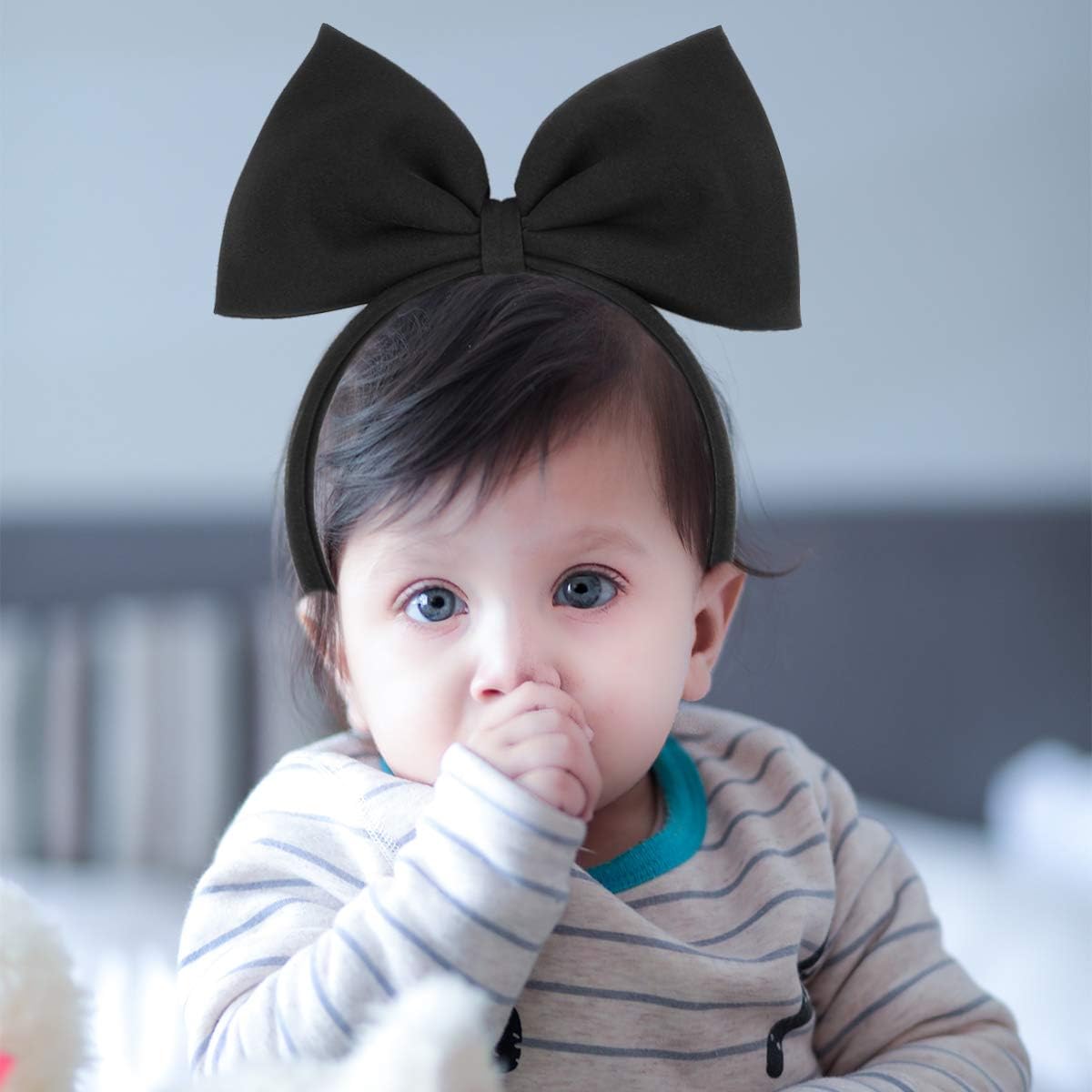 Balloome Big Bow Headband for Women Elegant Fabric Hairband, Stylish Hair Accessory for Daily Wear and Special Occasions (Black) - Image 5
