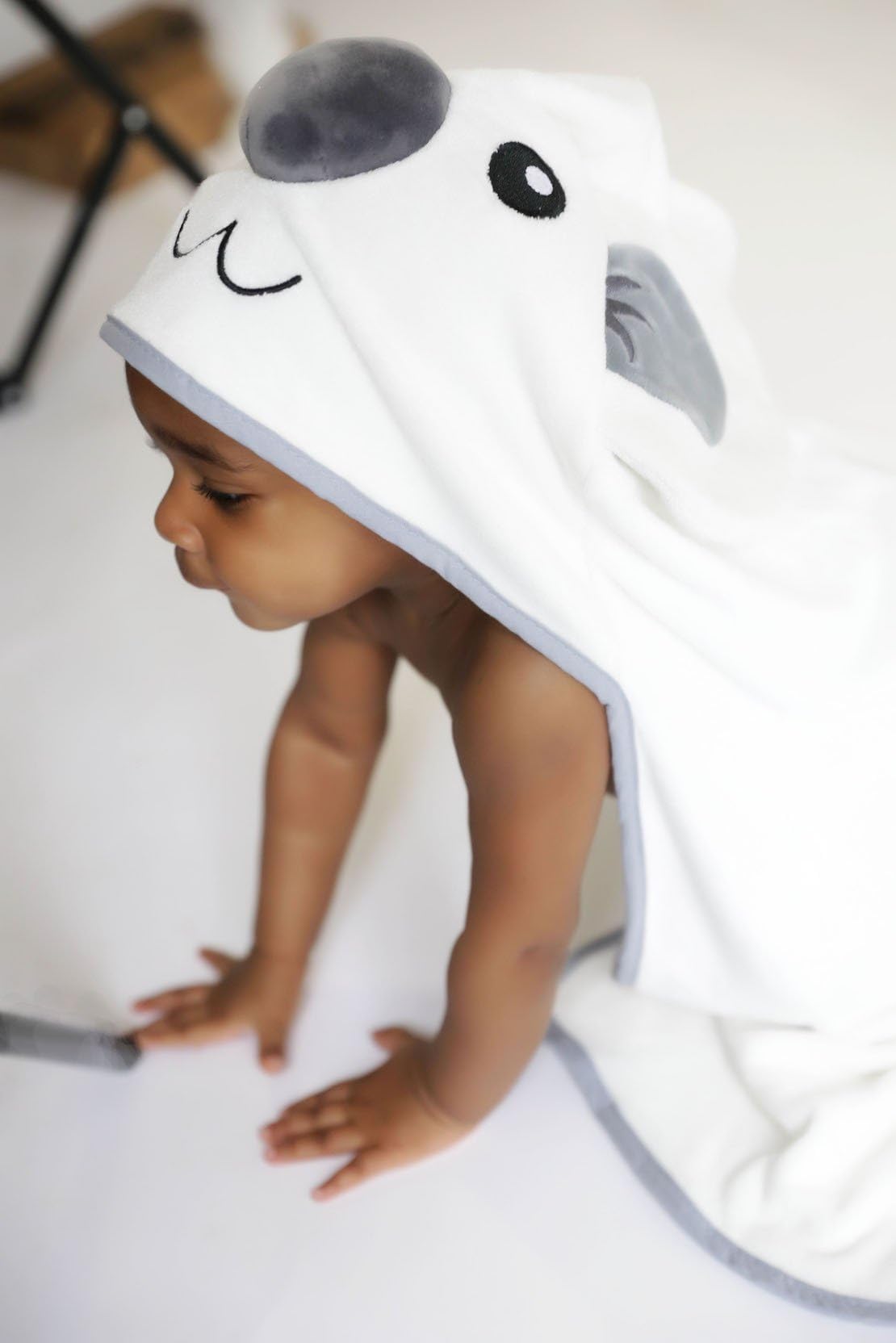 Hooded Baby Towel and Washcloths - 75cm x 75cm - 100% Organic Bamboo Gift Set for New Born, Babies and Toddlers