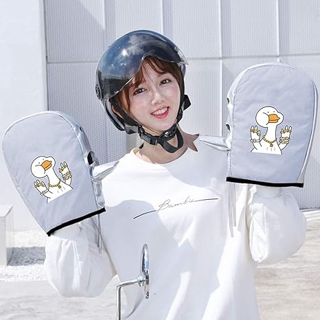 Amazon Co Jp 自転車ハンドルカバー 防寒 防風 防水 バー ハンドルカバー スクーター かわいいファッション 厚くする ップデザイン 保温性抜群 汎用 冬用 自転車 ハンドルカバー ホーム キッチン