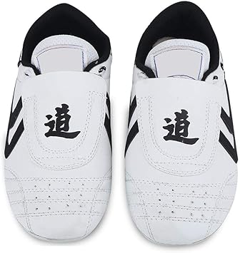 Amazon テコンドーシューズ 太極拳シューズ 稽古 太極拳シューズ 靴 ゴム 柔らかい 滑り止め 子供 若者 耐摩耗 格闘技 ボクシング カンフーシューズ サイズ選択可 28 Dilwe 古武術