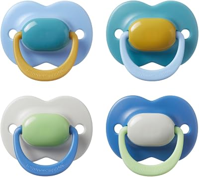 Tommee Tippee Ultimate Fit Soother 18-36 Months 4 Pack Colour Blocked