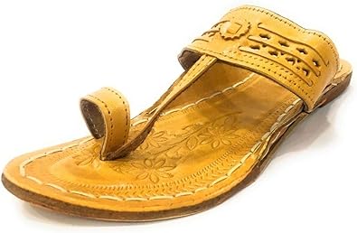 kolhapuri chappal women