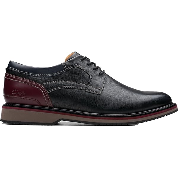 Amazon.com | Clarks Men's Lugger Boot Black Waxy Leather 7.5