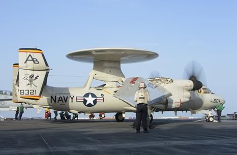 Amazon Com Posterazzi An E 2d Advanced Hawkeye Assigned To The Tigertails Of Carrier Airborne Early Warning Squadron 125 Poster Print 35 X 22 Posters Prints
