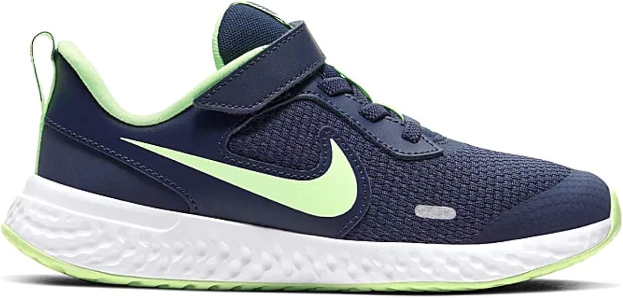 kids nike revolution trainers