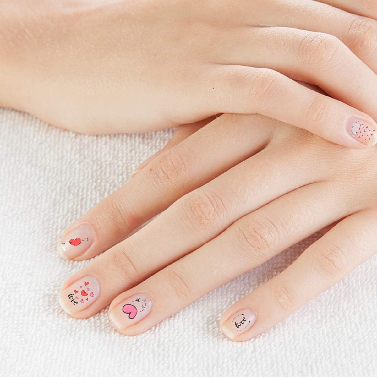 Amazon Co Jp Frcolor ネイルシール Love ネイルステッカー 花柄デザイン ネイルアートシール 爪に貼るだけ マニキュア 10枚セット バレンタインデー飾り ホーム キッチン