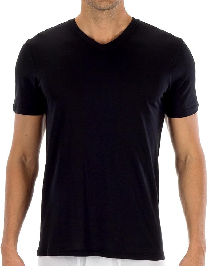levis t shirt outfit