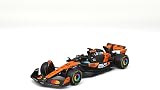 Bburago McLaren F1 MCL39 2025 #4 Norris 1:43 Diecast Car Papaya Black view 2