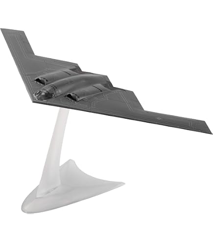 Amazon.com: Ultimate Soldier 1/18 Scale Mig-15bis Russian AF Jet