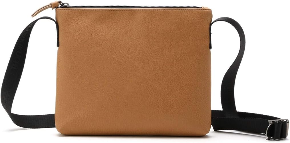 Amazon ティーケー タケオキクチ ショルダーバッグ Web限定 レザー調サコッシュバッグ 9790 メンズ キャメル 041 00 Tk Takeo Kikuchi ティーケー タケオキクチ ショルダーバッグ