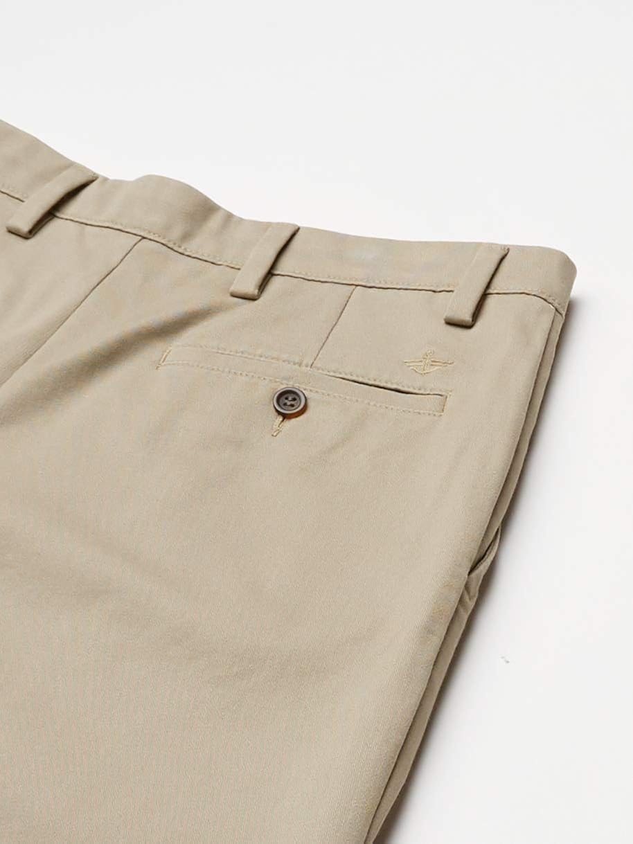 Dockers Men's Classic Fit Easy Khaki Pants - Pleated at  Men’s Clothing store
