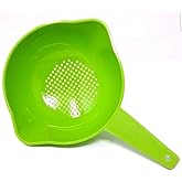 Tupperware Small 1 Quart Colander with Handle in Apple