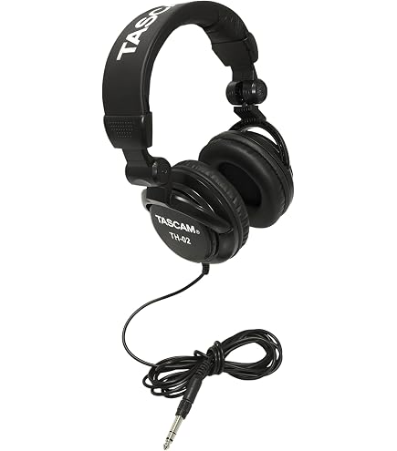 Amazon.com: Behringer BDJ 1000 Professional DJ Headphones