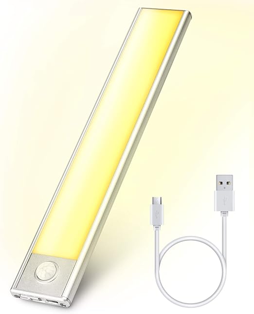 Amazon Co Jp Vazillio 37ledセンサーライト 最新版 室内 人感センサー 夜間ライト 階段ライト 足元灯 明るい 90ルーメン Usb充電式 高感度 超寿命 マグネット付 小型 廊下 玄関 寝室 押し入れ 廊下に最適 電球色 Diy 工具 ガーデン