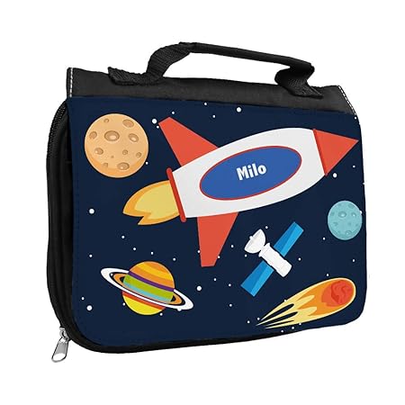 Kulturbeutel mit Namen Milo und Weltraum-Motiv mit Rakete und Planeten für Jungen | Kulturtasche mit Vornamen | Waschtasche f