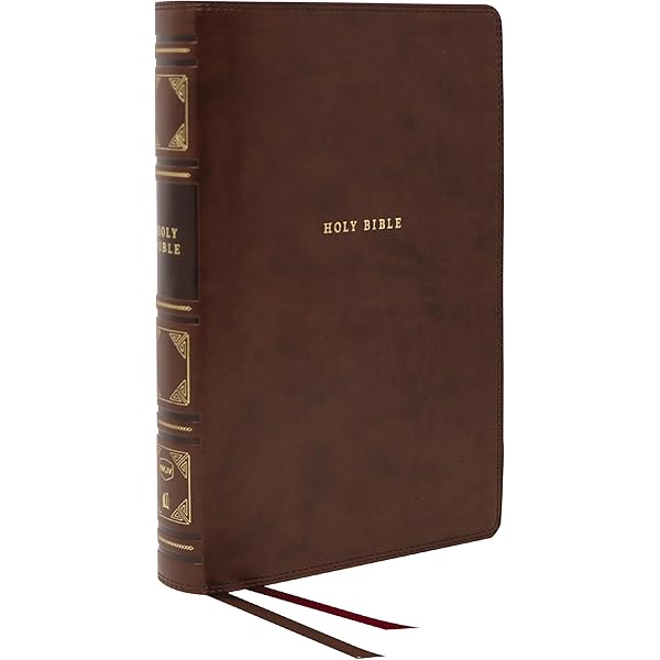 NKJV Holy Bible, Giant Print Center-Column Reference Bible, Black