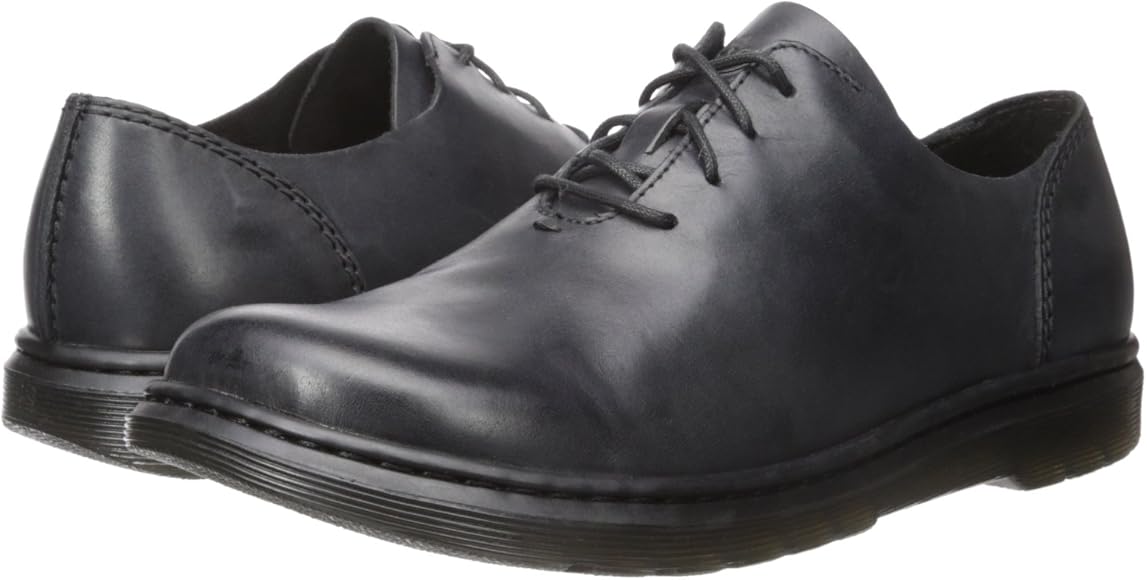 dr martens lorrie iii