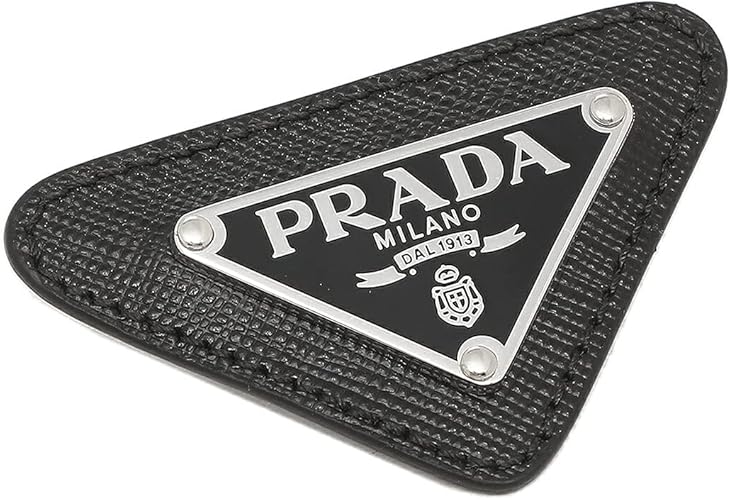 Amazon プラダ ピン アクセサリー サフィアーノトリム付 エナメルトライアングル ブラック メンズ Prada 2is061 Qhh F0002 並行輸入品 ラペルピン 通販