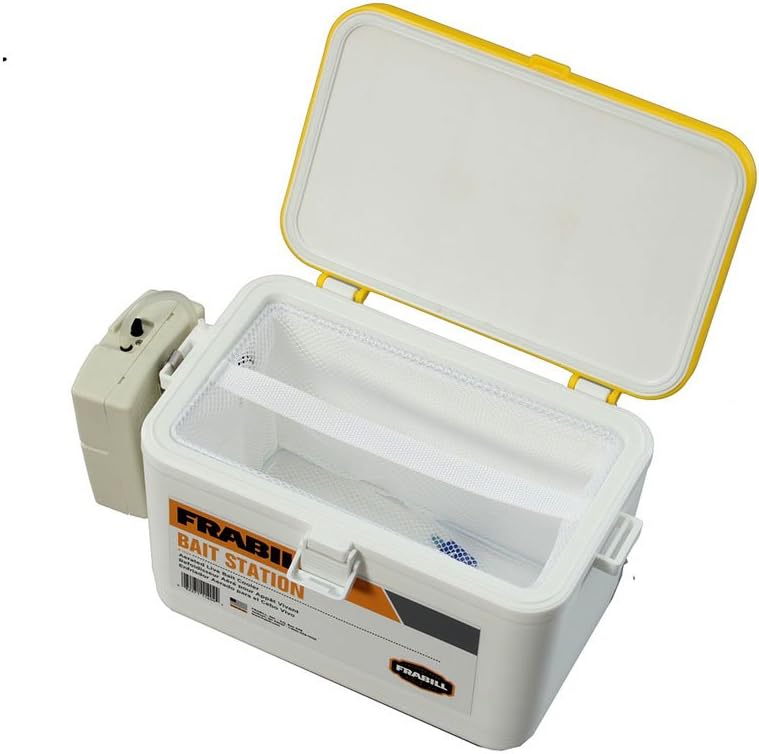 Frabill Bait Box with Aerator | Live Bait Storage Cooler with Portable Aerator | 8-Quart Capacity : Sports & Outdoors