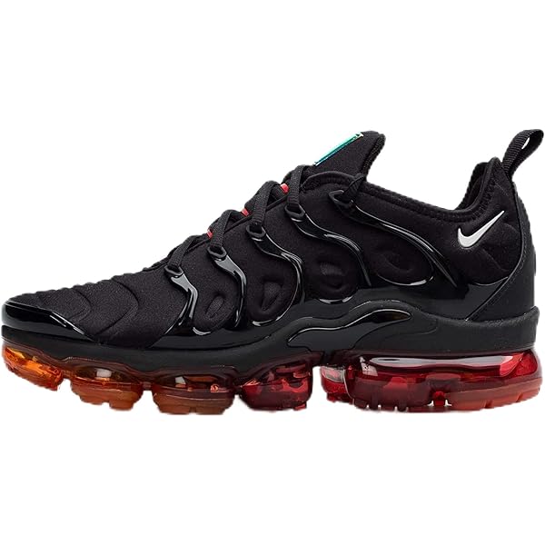 maroon vapormax plus