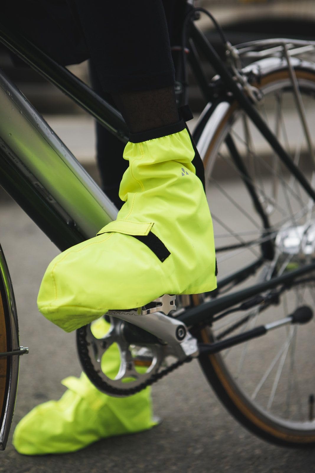 VAUDE Bike Gaiter - Wasserdichte Fahrradüberschuhe mit Reflektoren | Regenschutz Gamaschen für Fahrradfahrer | Verstellbare Klettbefestigung 4