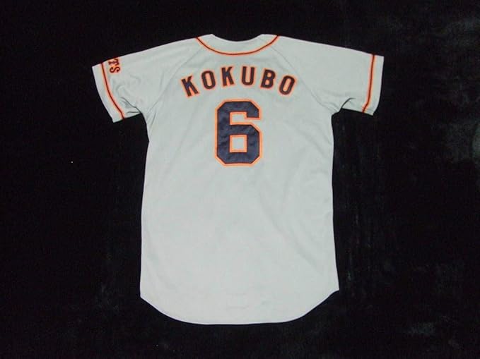 Amazon Co Jp 読売ジャイアンツ 巨人 デサント製 刺繍 ビジター レプリカ ユニフォーム 6 小久保裕紀 Oサイズ 服 ファッション小物