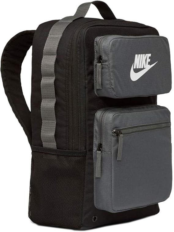 Amazon Co Jp Nike ナイキ Ya フューチャー プロ バックパック 010 ブラック サンダーグレー ホワイト デイパック ザック Ba6170 Misc 服 ファッション小物