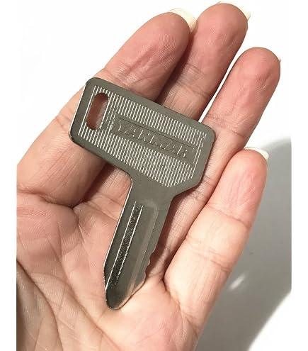 Chiave Di Accensione Per Escavatori Yanmar E John Deere - Ricambio RG60472 933110-00301 - Foto 1