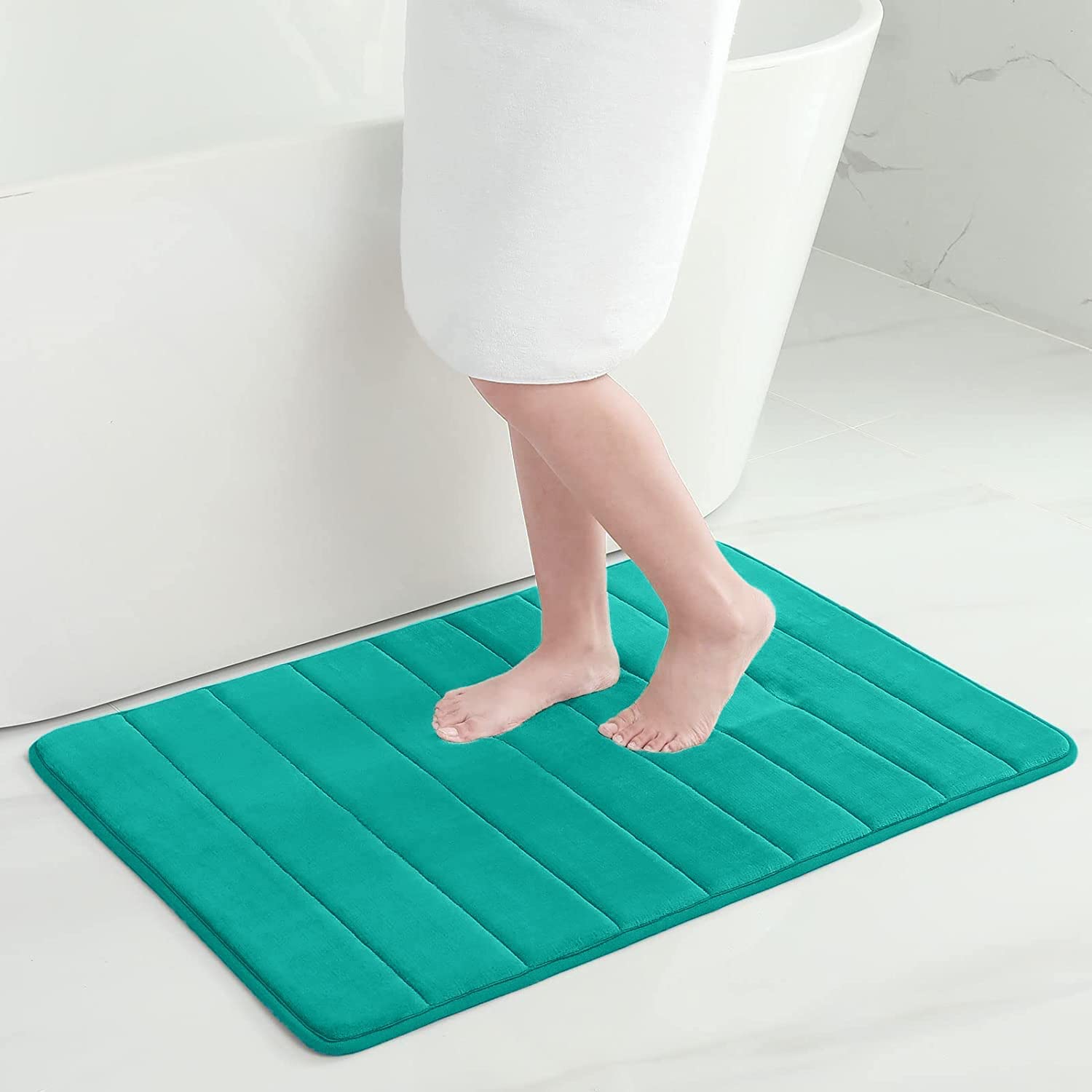 smiry Memory Foam Bath Mat, 60 x 90 cm, Extra Soft Non-Slip Bathroom Mat, Super Absorbent Bath Mats for Bathroom Floor, Machine-Washable Dry Bath Rug Foot Mat, Turquoise