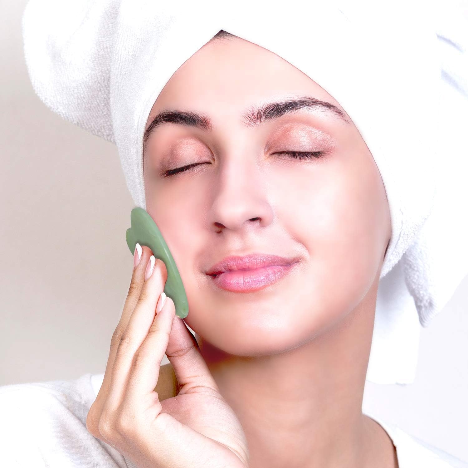Jade Roller Gift Set, Gua Sha facial Massager, 100% natural jade anti aging skin tightening Massager - Image 4