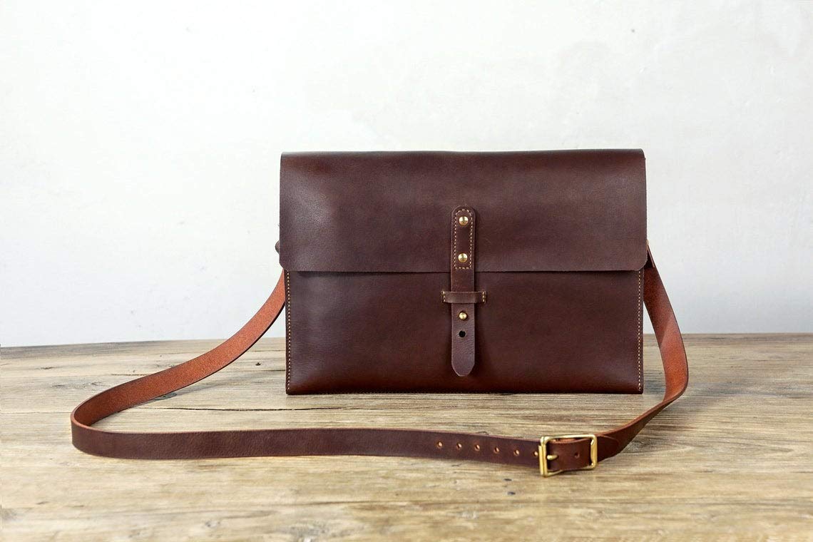 tan messenger bag mens