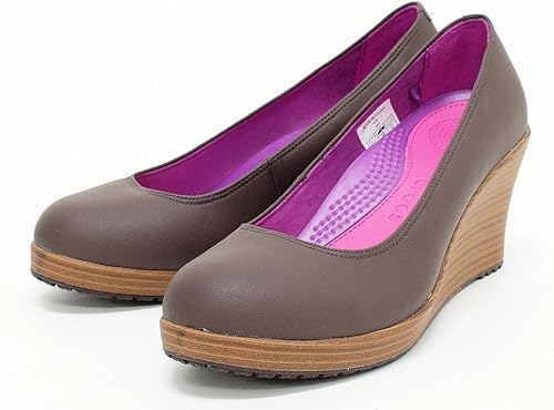 croc closed toe shoes