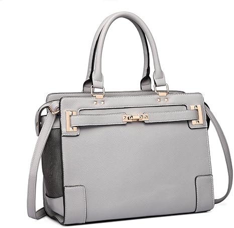 pet carrier that looks like a purse