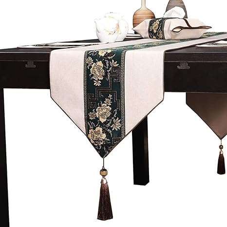 Amazon テーブルランナー 和風 テーブルランナー テーブルカバー と 刺繍 そして タッセル 贈り物 ために クリスマス お誕生日 新築祝い パーティー Color Green 尺寸 Size 33cm X 2cm 13 0 X 86 6 テーブルランナー オンライン通販