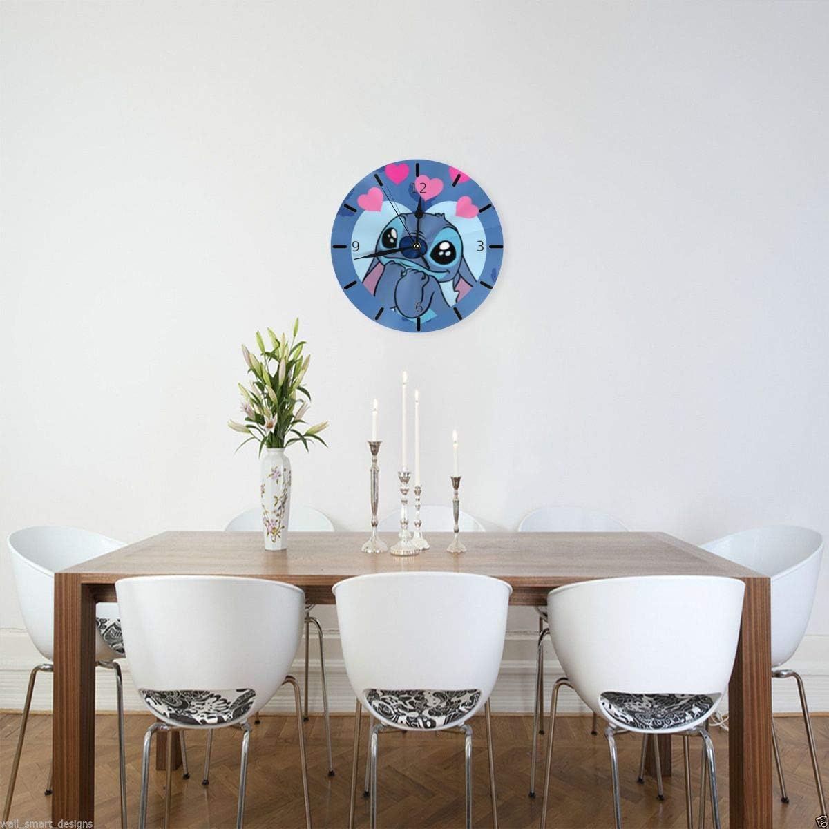 Amazon Co Jp スティッチの壁紙が可愛いです 掛け時計 円形 シンプル 静音 おしゃれ 高級感 フレームなし インテリア 壁掛け時計 置き時計 ホーム キッチン