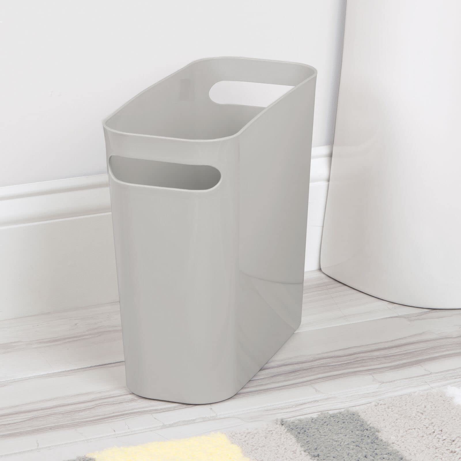 mDesign Plastic Small Trash Can, 1.5 Gallon/5.7-Liter Wastebasket ...