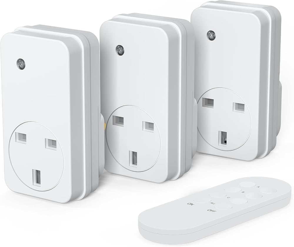 SURNICE Remote Control Plug Socket UK 13A 3000W 40m 130ft 3 Pack + Remote