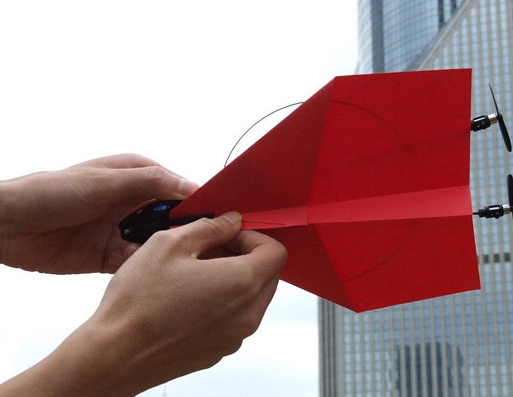 2.4GHz Wireless Remote Control Paper Airplane with Remote Controller