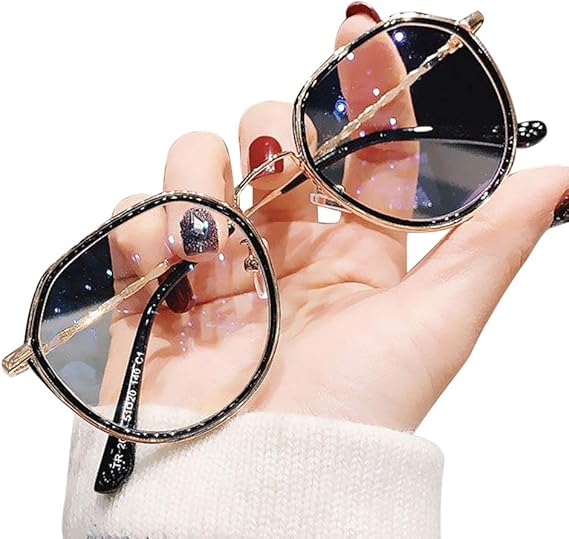 Amazon Co Jp Tesss ブルーライトカット メガネ 度なし 小顔効果 Pcメガネ 軽量 輻射防止 視力保護 めがね 大きいサイズの丸メガネ 睡眠改善 Pc眼鏡 目の疲れを緩和する ファション眼鏡 丸眼鏡 お洒落 男女兼用 ブラック 服 ファッション小物