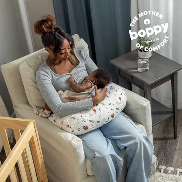 BOPPY NURSING PILLOW – FIRM, ERGONOMIC U-SHAPED BOTTLE AND BREASTFEEDING PILLOW WITH HIGH LIFT FOR COMFORT AND SUPPORT, SPACIOUS SURFACE – NEUTRAL PLANTS AND ANIMALS
