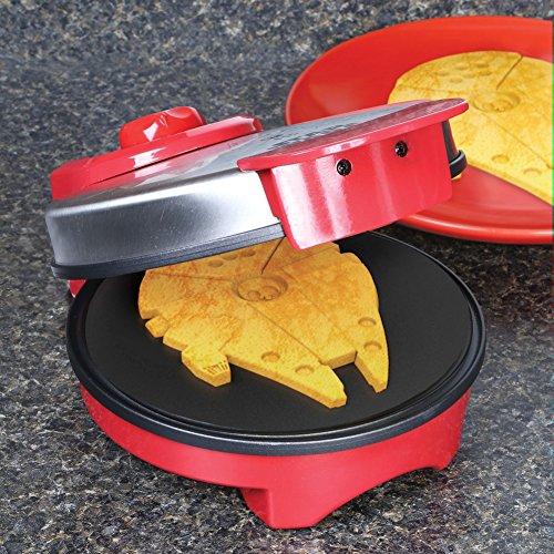 Uncanny Brands Star Wars Waffle Maker Millenium Falcon Waffle Maker