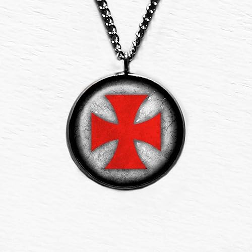Worn Knights Templar Cross Red On White Tempelritter Ritter Templer Kreuz Anhanger Und Halskette Amazon De Handmade