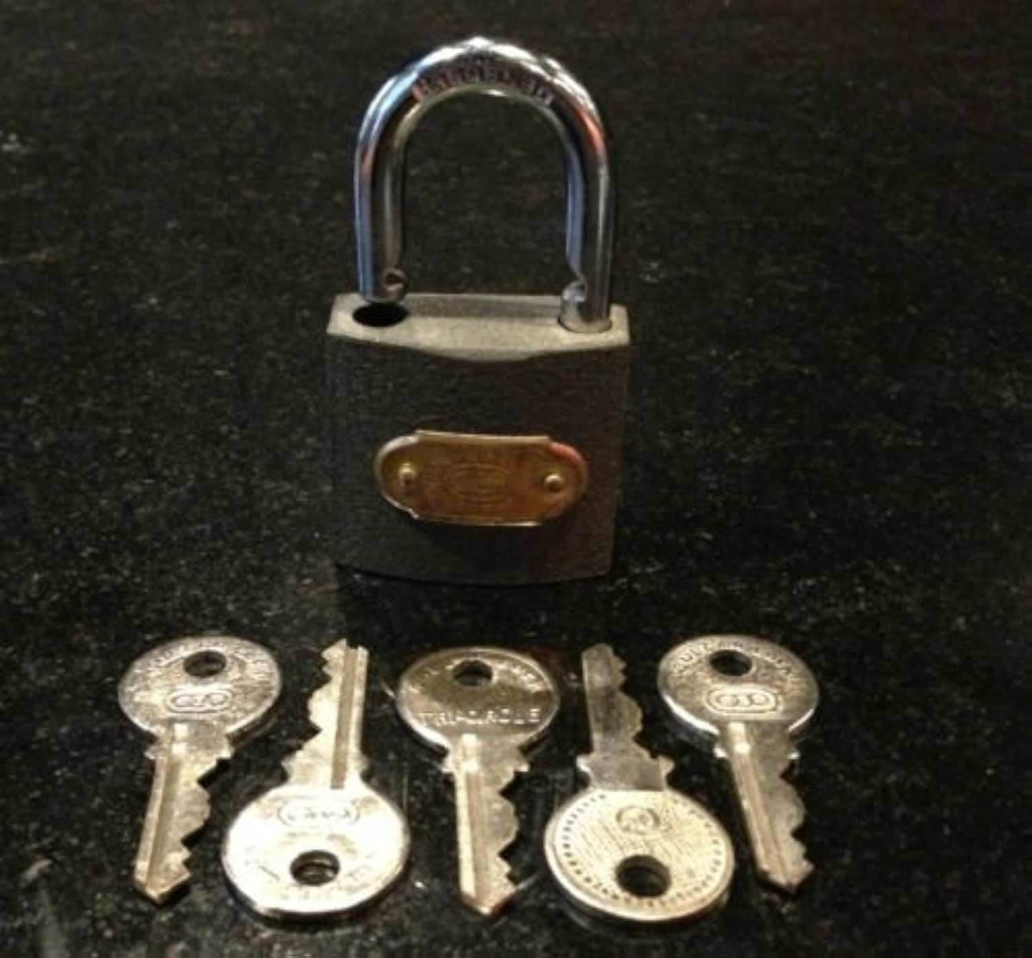 Magic ESP Lock with 5 Keys! Mental Magic