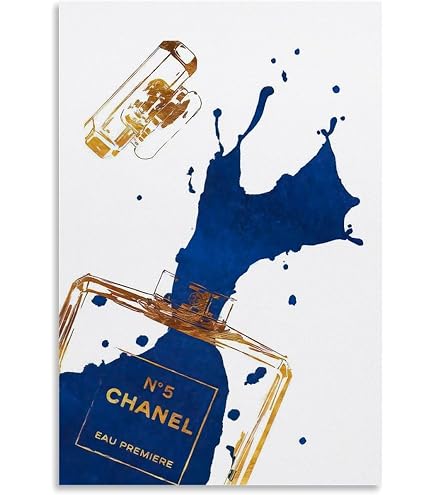 Amazon.com: Oliver Gal 'Queen of the Store' The Fashion Wall Art