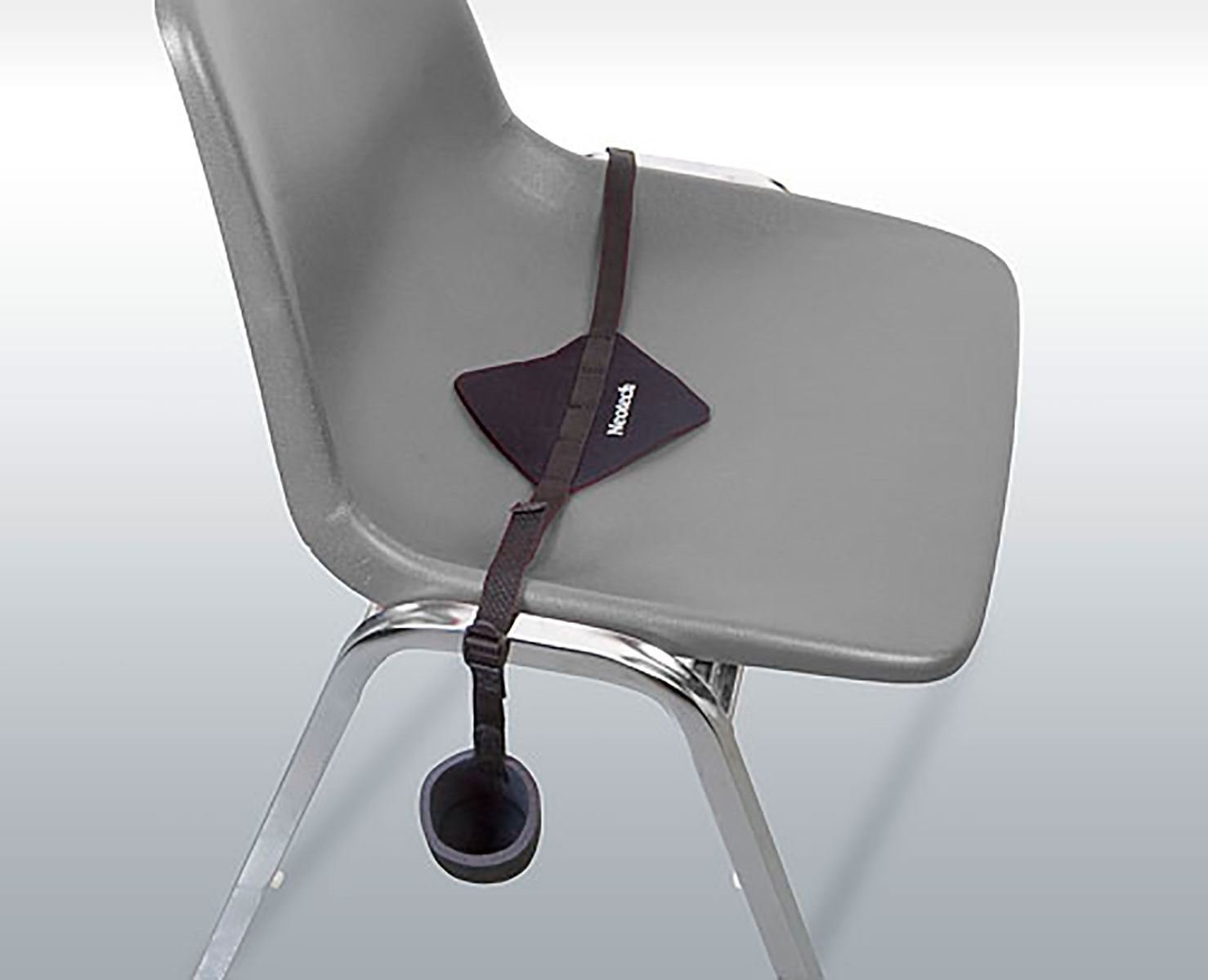 The Fagot Neotech seat belt, as an alternative to the neck belt, relieves neck and shoulder pain.