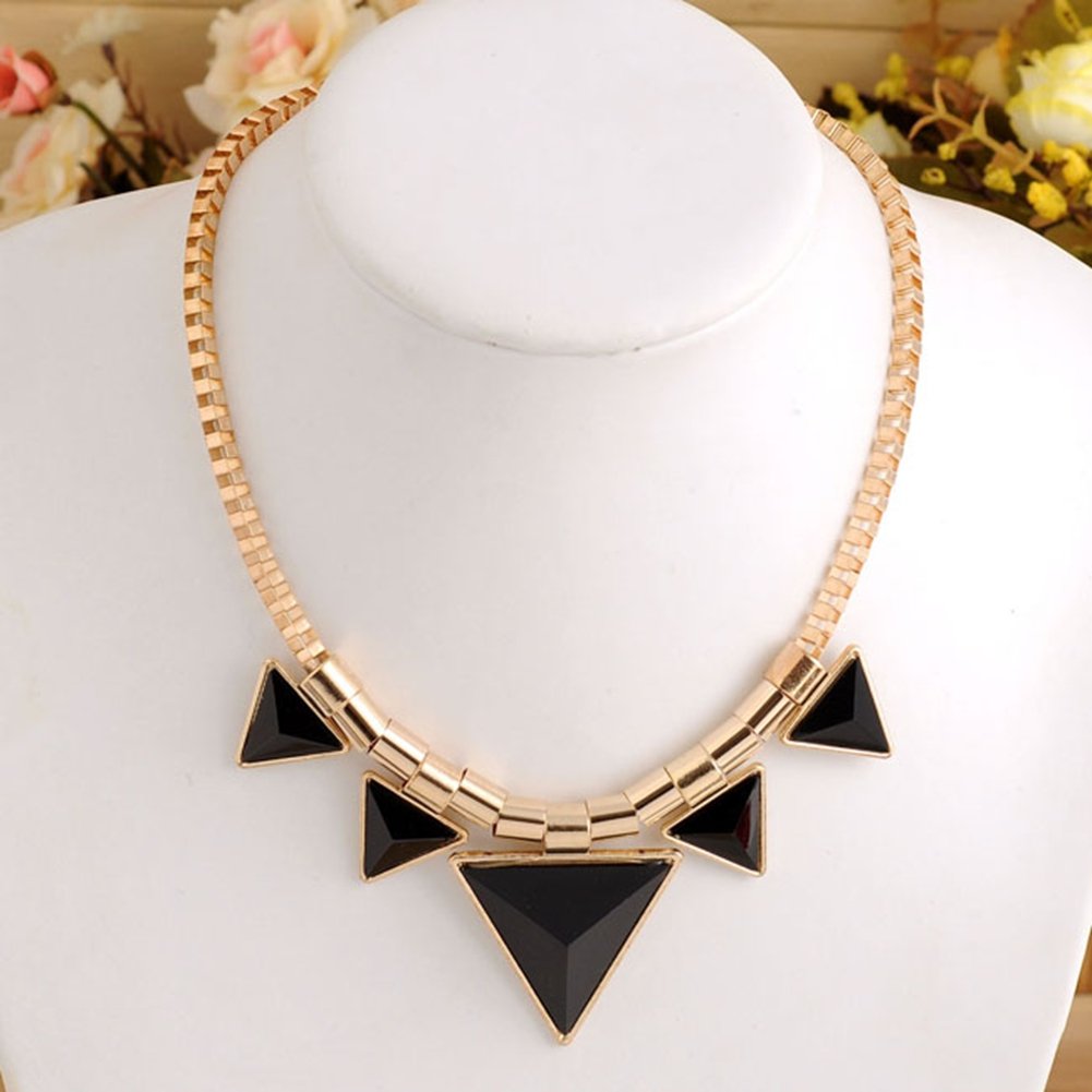 Collier Triangle Dore/Noir - Vintage Punk Rock - Creation better dealz