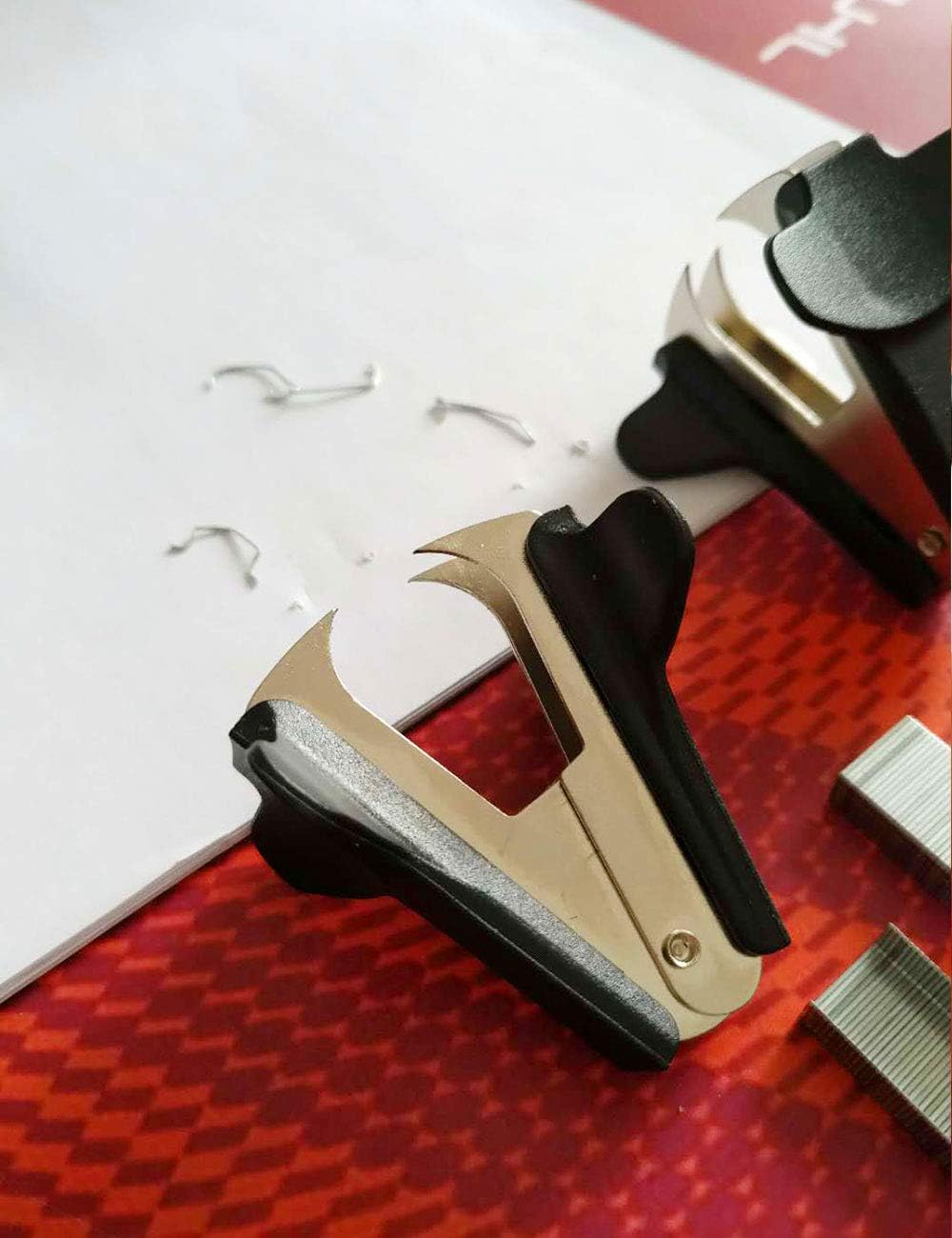 Lightweight Staple Puller Remover Tool for Office, School, Easy to Carry : Office Products