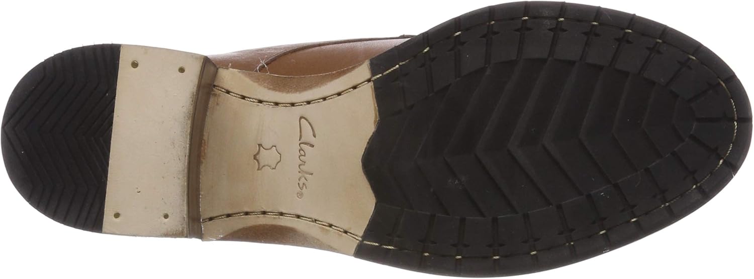 clarks clarkdale tone ankle boot