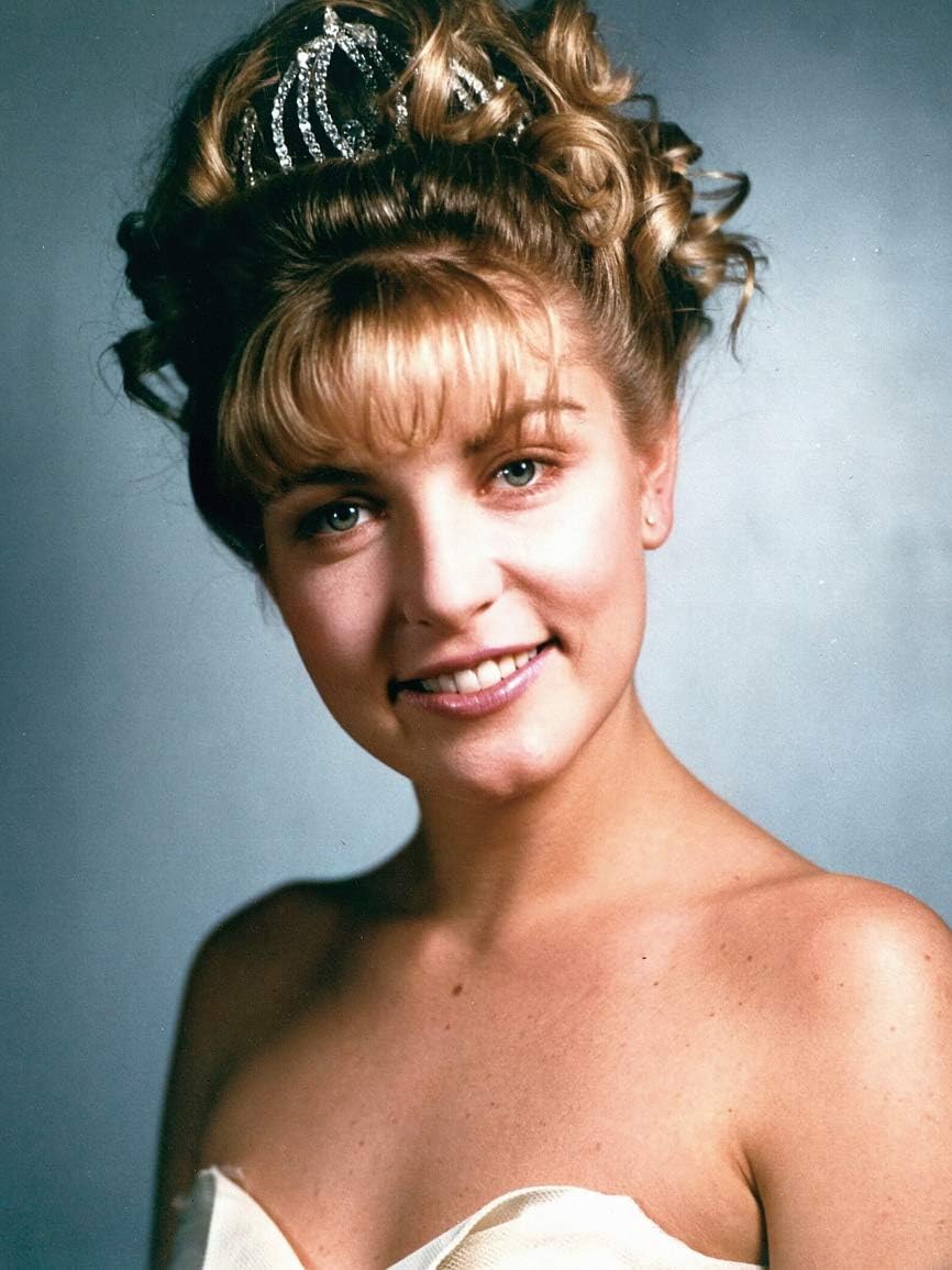 72812 Laura Palmer Home Coming Twin Peaks Collectible Decor Wall 16x12 Poster Print