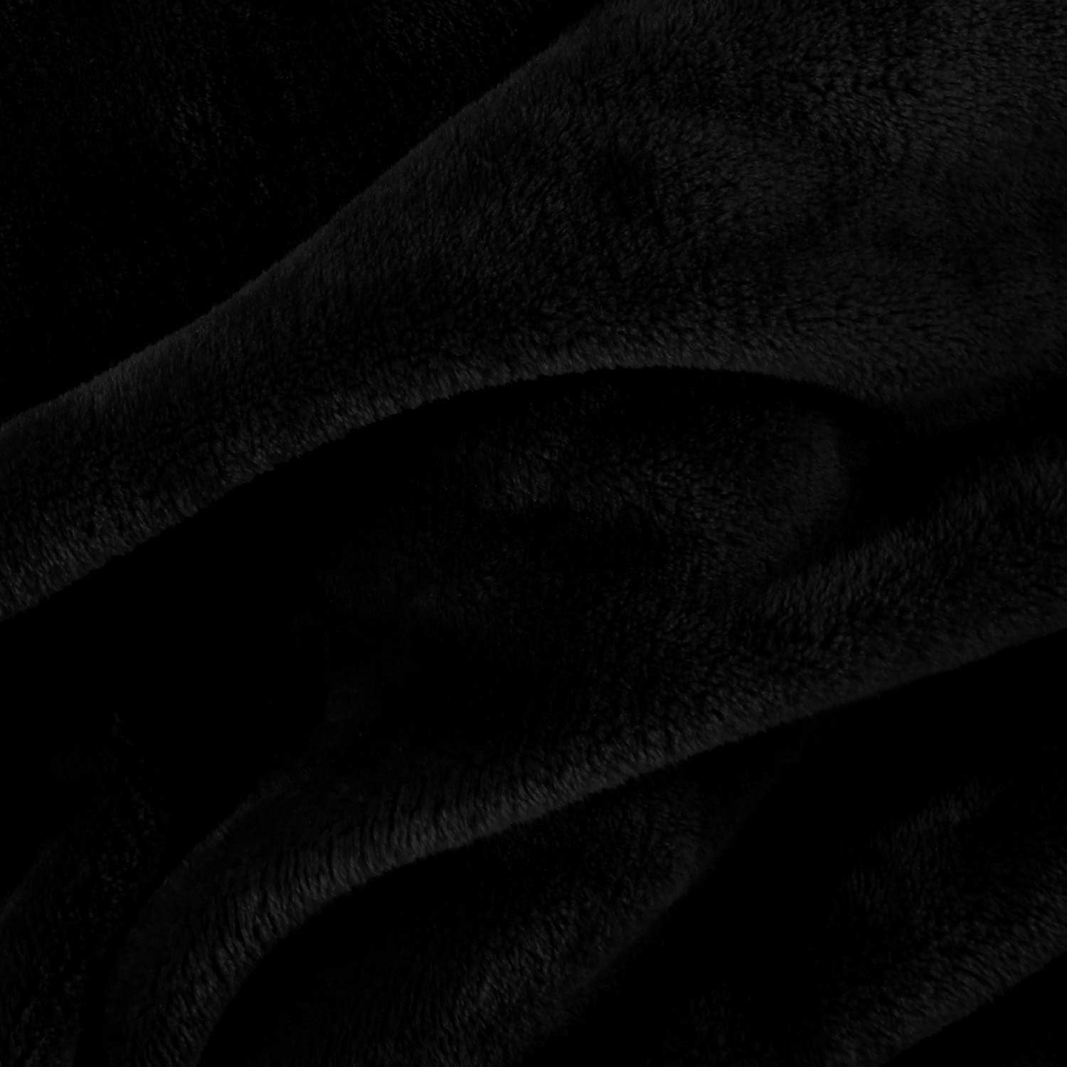 Exclusivo Mezcla Twin Size Flannel Fleece Velvet Plush Bed Blanket as Bedspread/Coverlet/Bed Cover (60" x 80", Black) - Soft, Lightweight, Warm and Cozy: Home & Kitchen